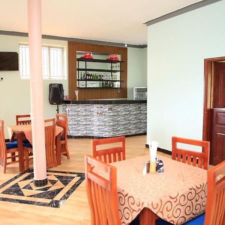 Westway Luxury Suites Mbarara المظهر الخارجي الصورة