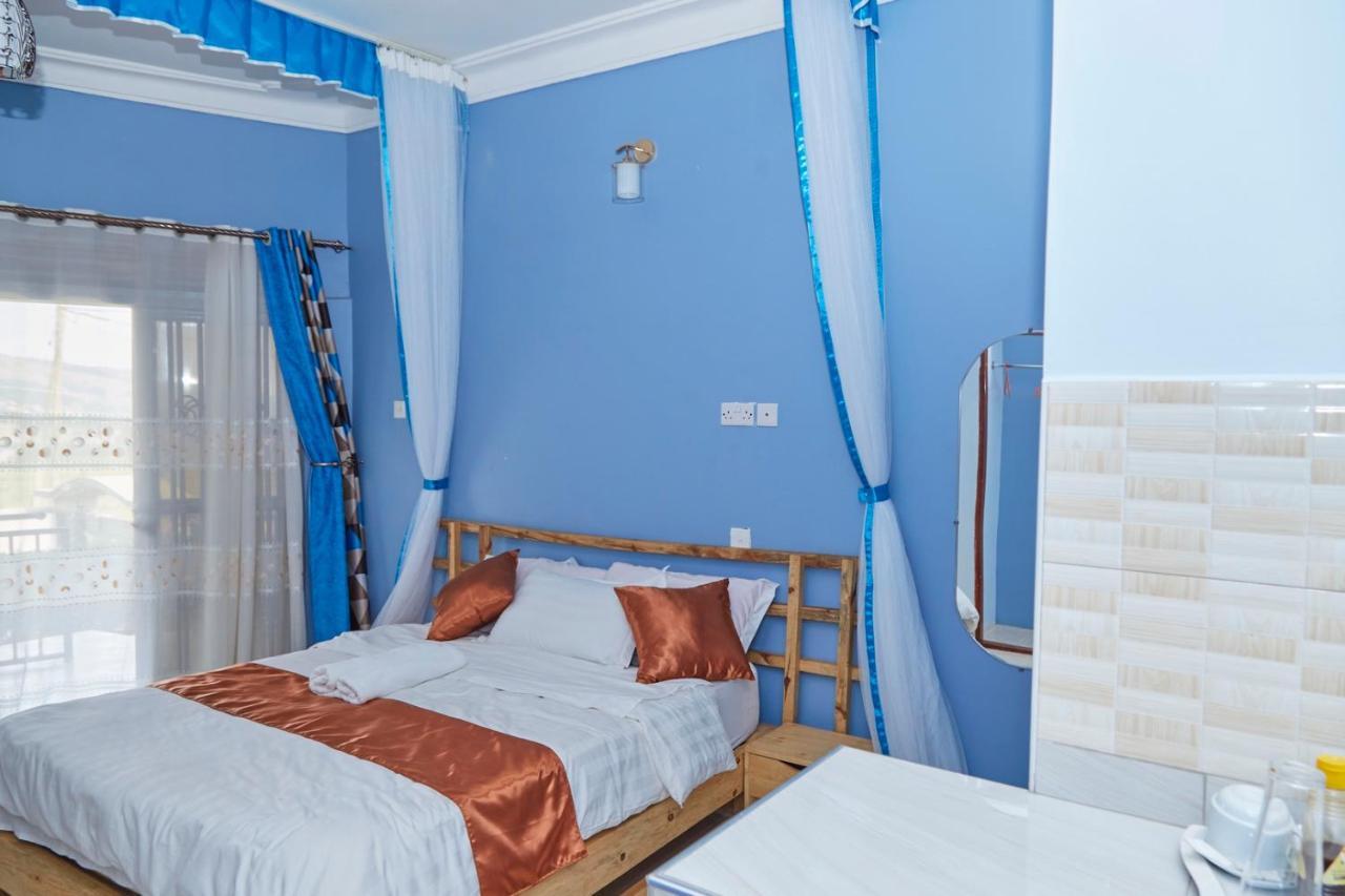 Westway Luxury Suites Mbarara المظهر الخارجي الصورة