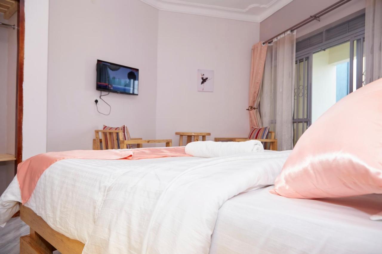 Westway Luxury Suites Mbarara المظهر الخارجي الصورة